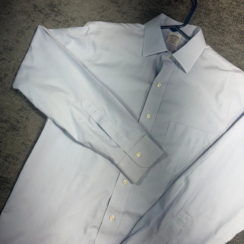 Brooks Brothers Dress Shirt Mens 15.5-34 Blue Regent Fit Non-Iron Supima Cotton